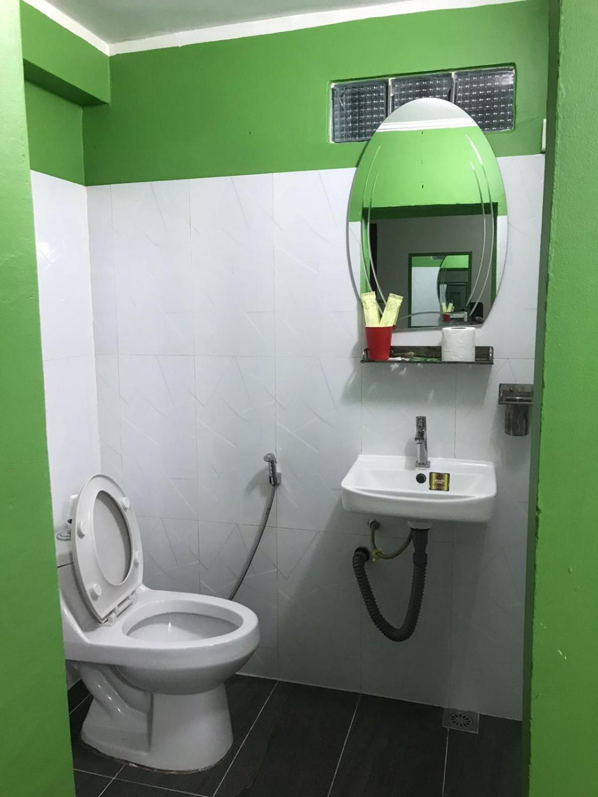 Route 76 Guest House 센 모노롬 외부 사진