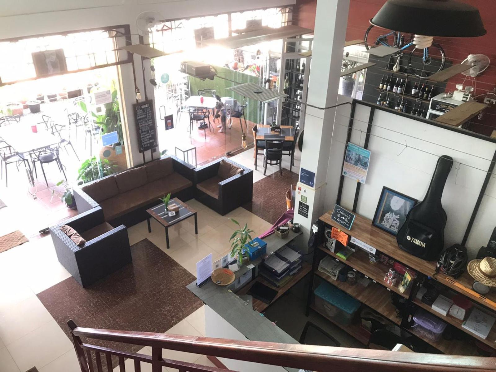 Route 76 Guest House 센 모노롬 외부 사진