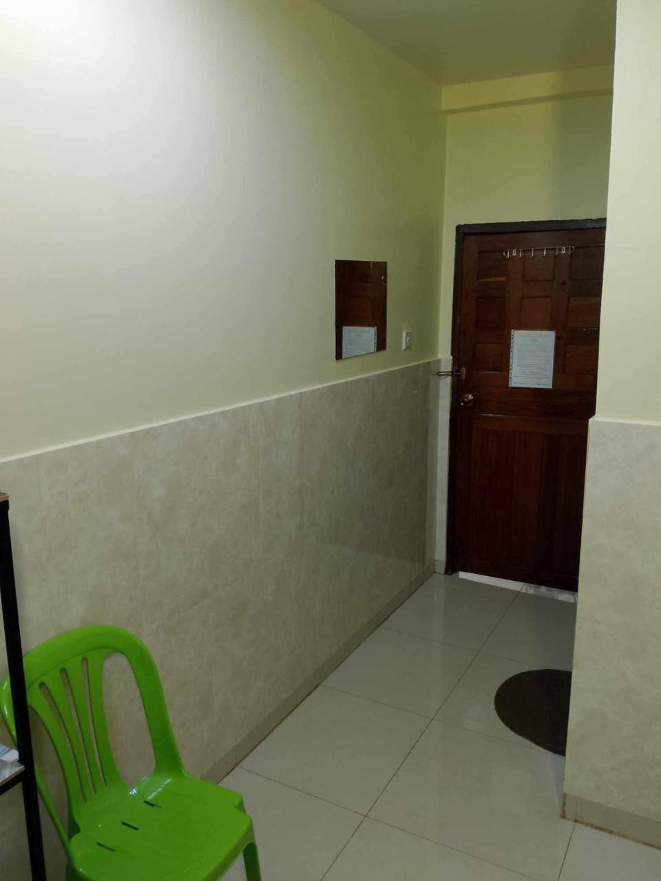 Route 76 Guest House 센 모노롬 외부 사진