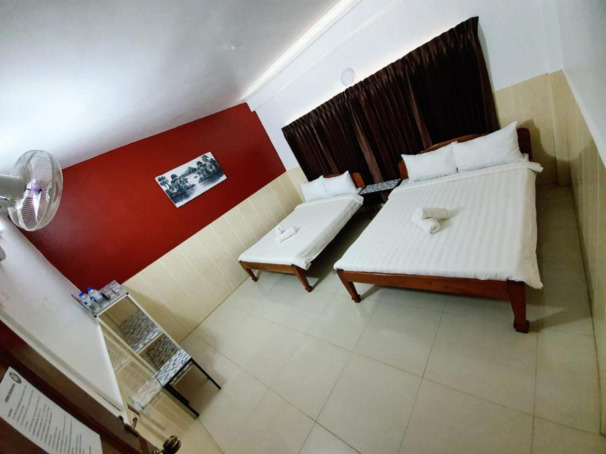 Route 76 Guest House 센 모노롬 외부 사진